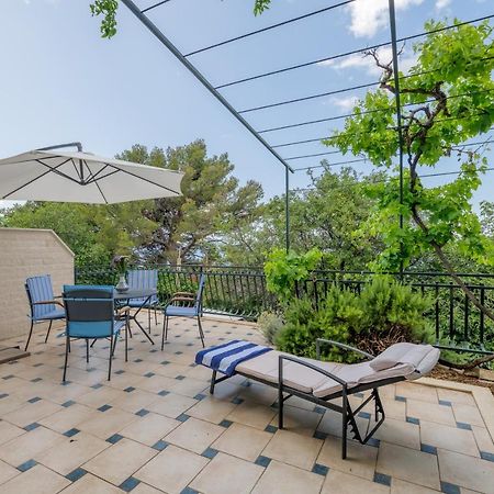 Apartmani Mirta أوميس المظهر الخارجي الصورة