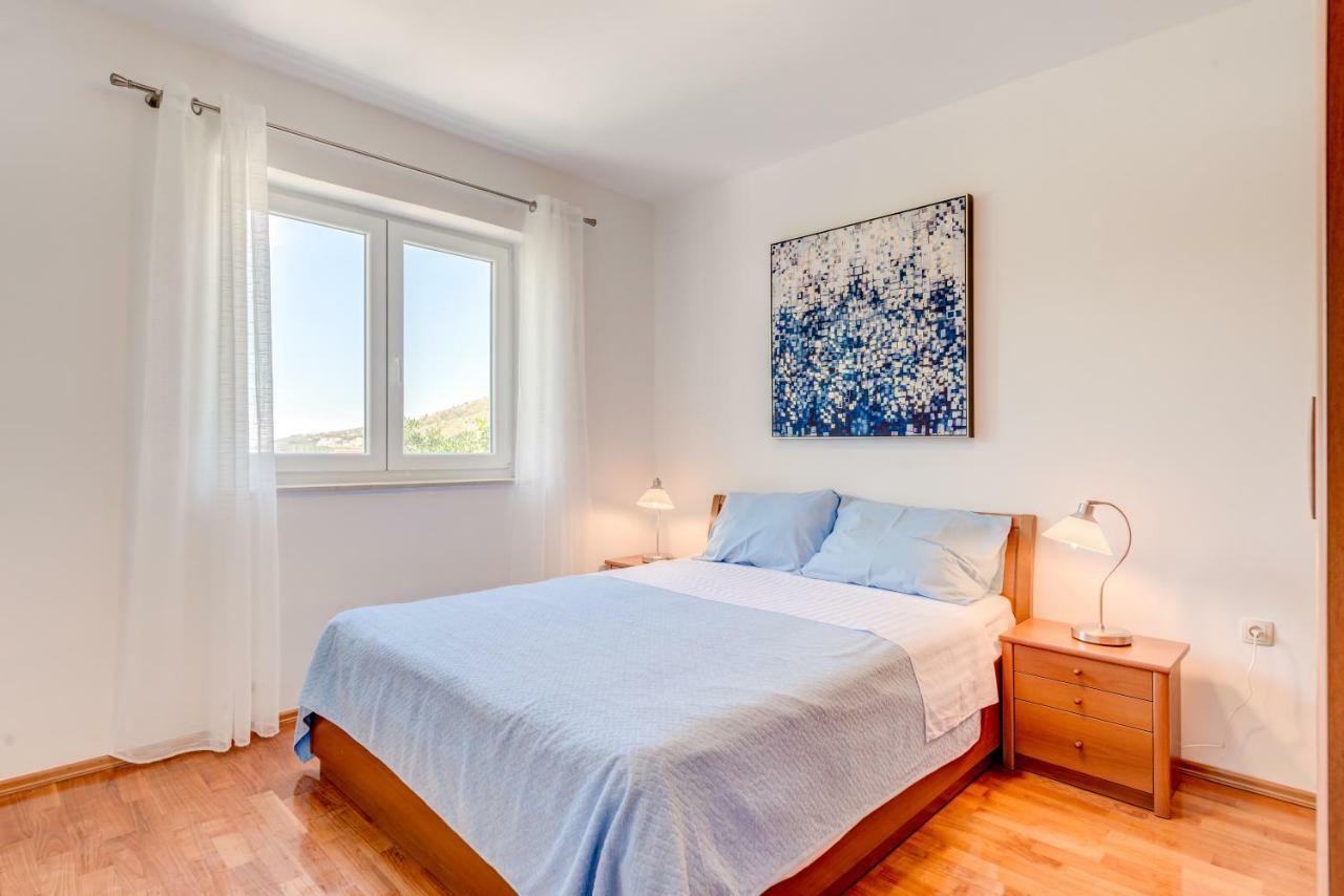 Apartmani Mirta أوميس المظهر الخارجي الصورة