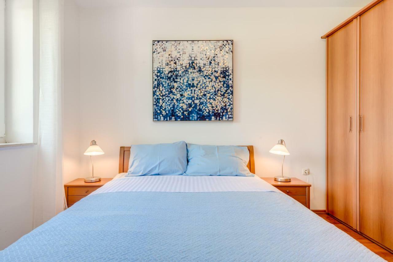 Apartmani Mirta أوميس المظهر الخارجي الصورة